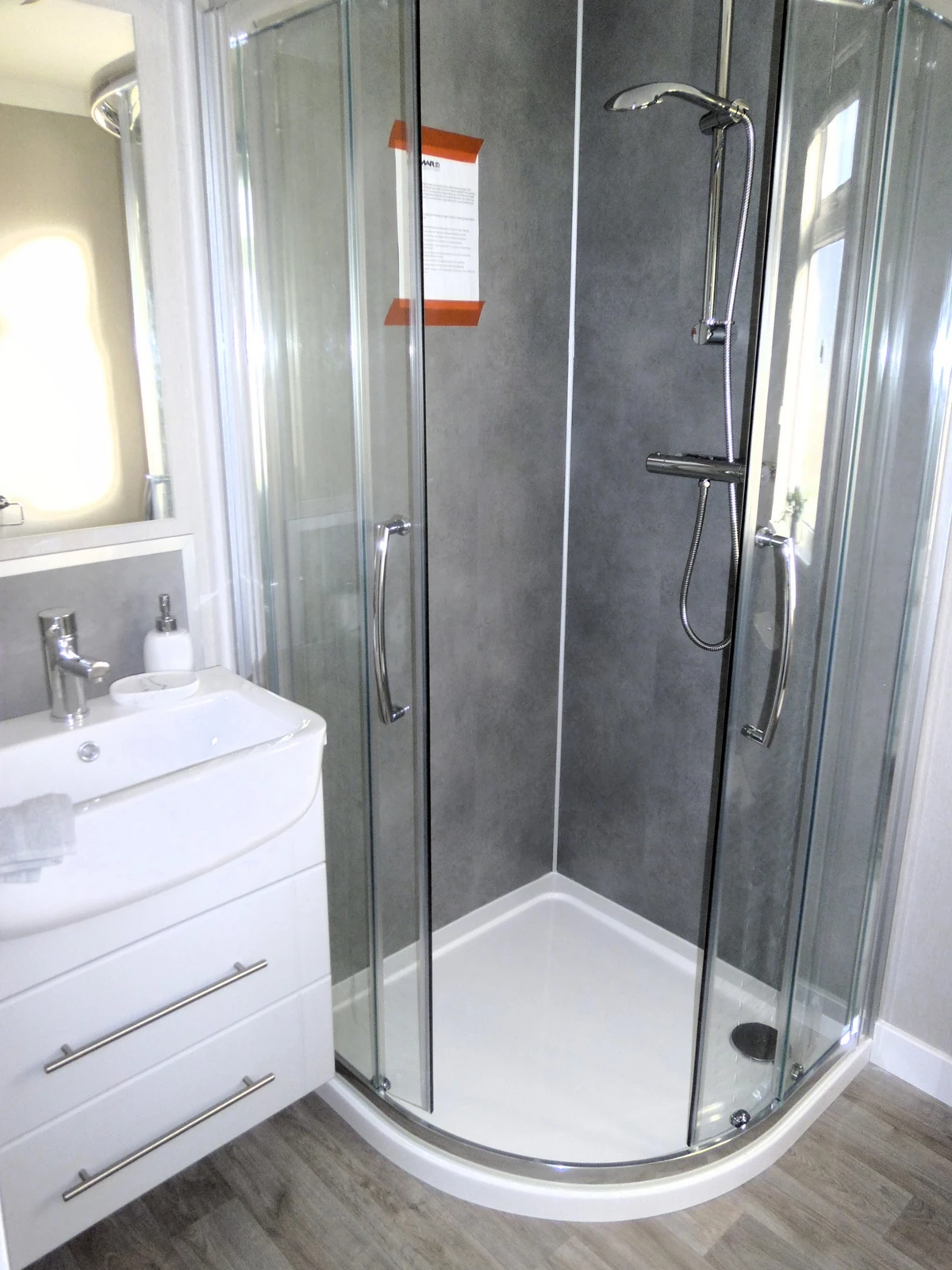 En-Suite Shower/WC
