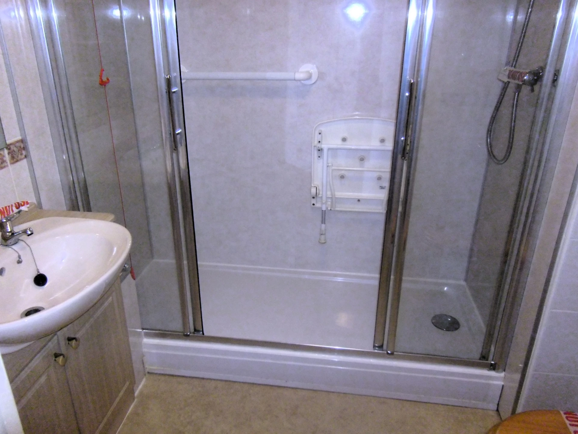 Shower Room/WC