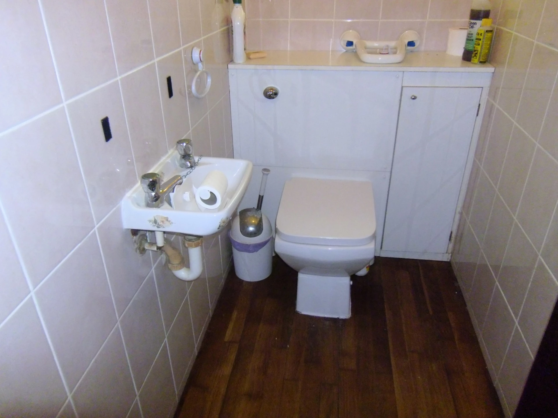 Separate WC