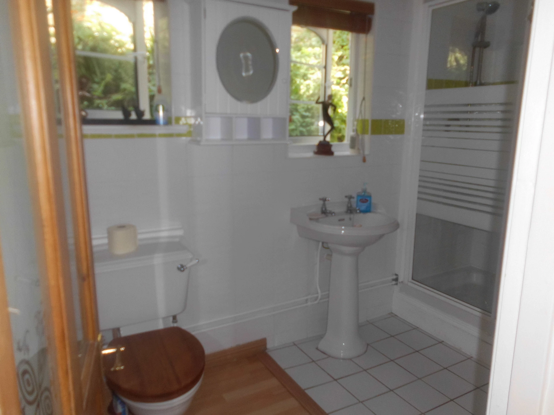 Shower/WC