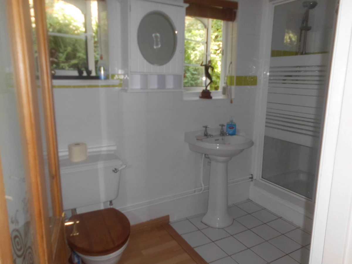Shower/WC