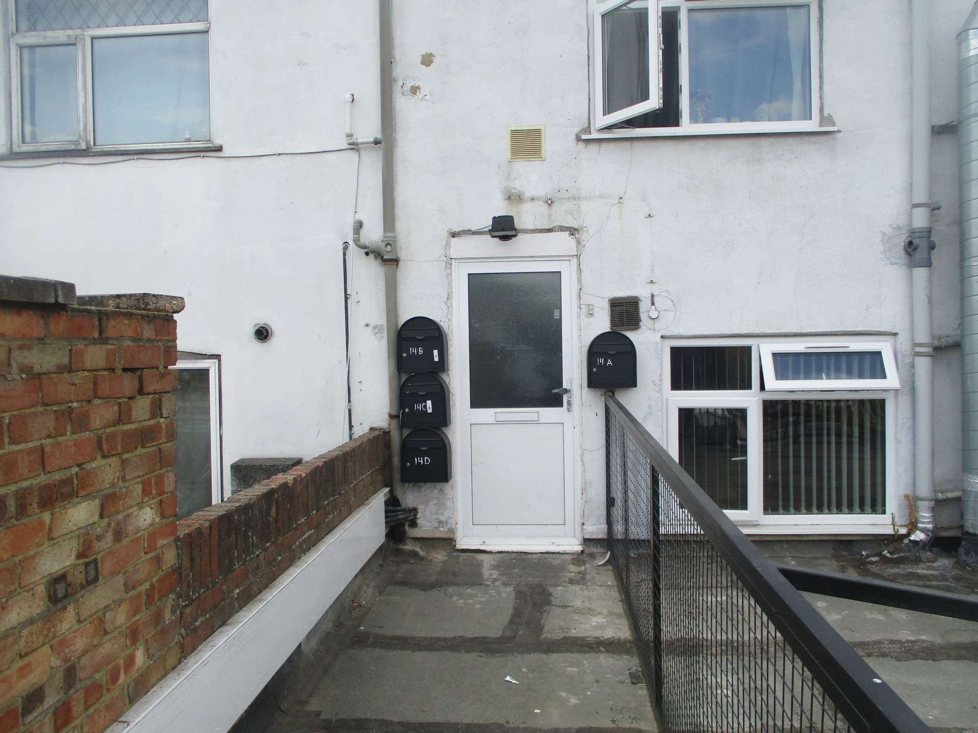 New Broadway Hillingdon Uxbridge UB10