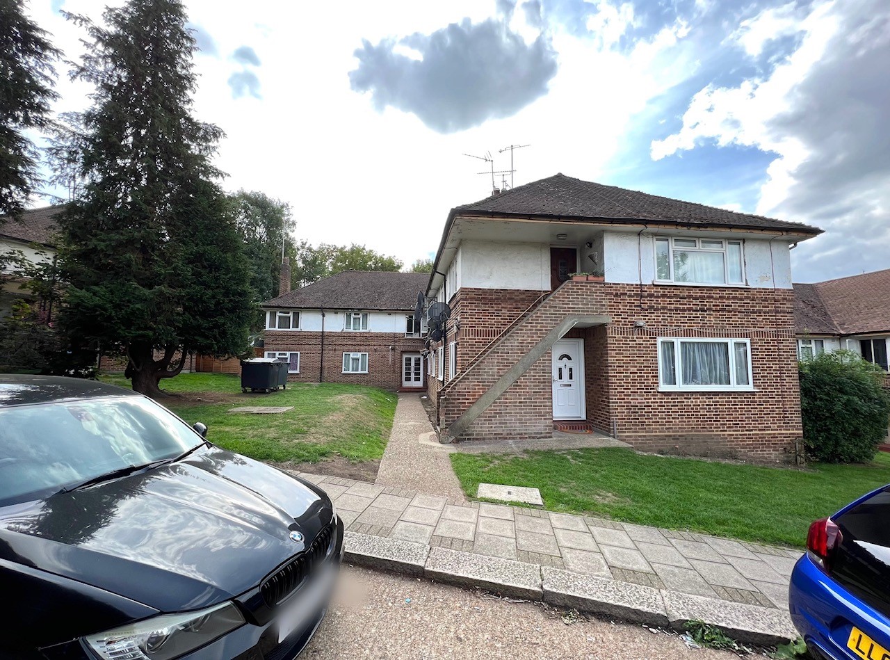 Haydon Close Kingsbury London NW9