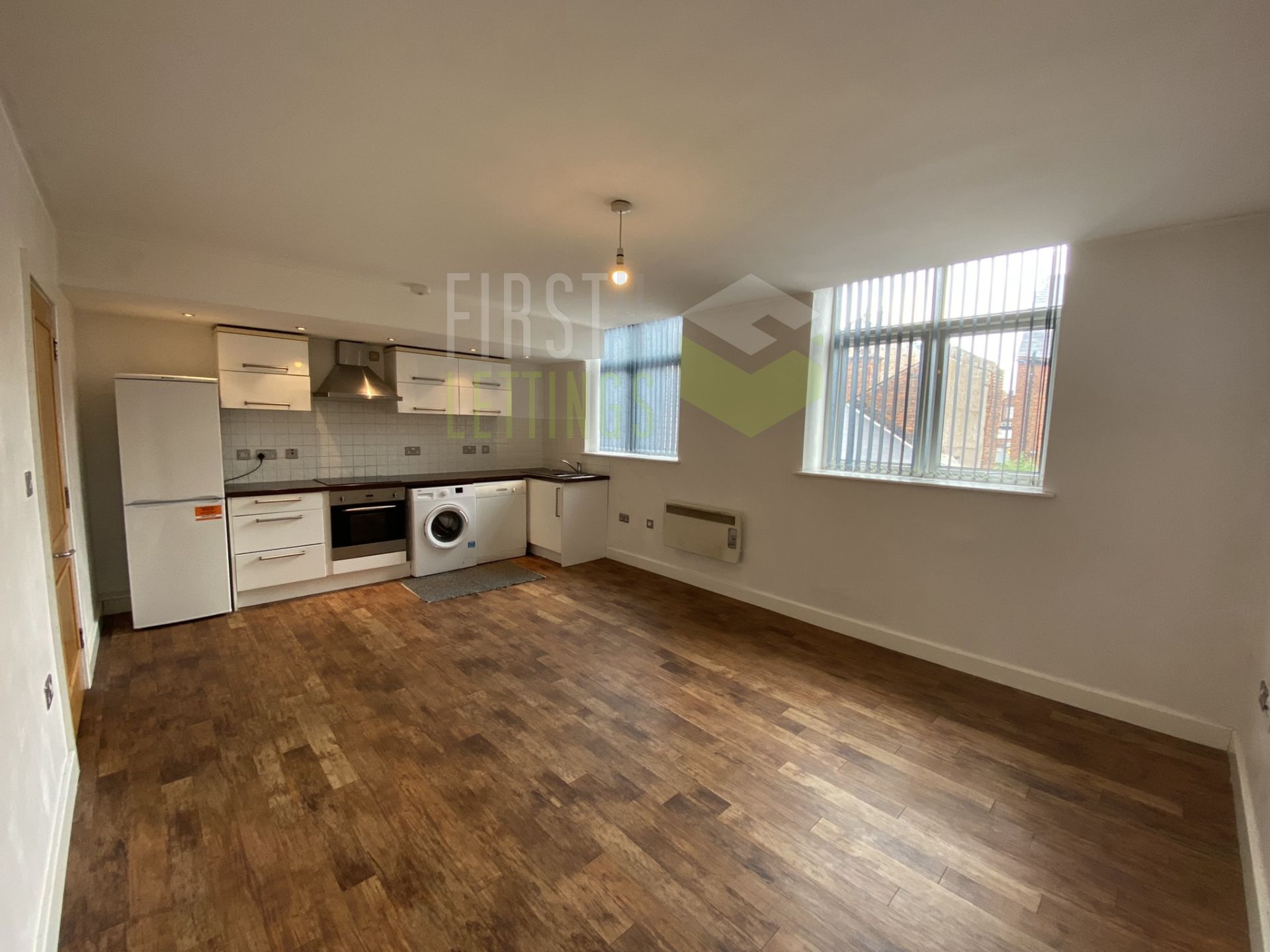 KITCHEN LOUNGE