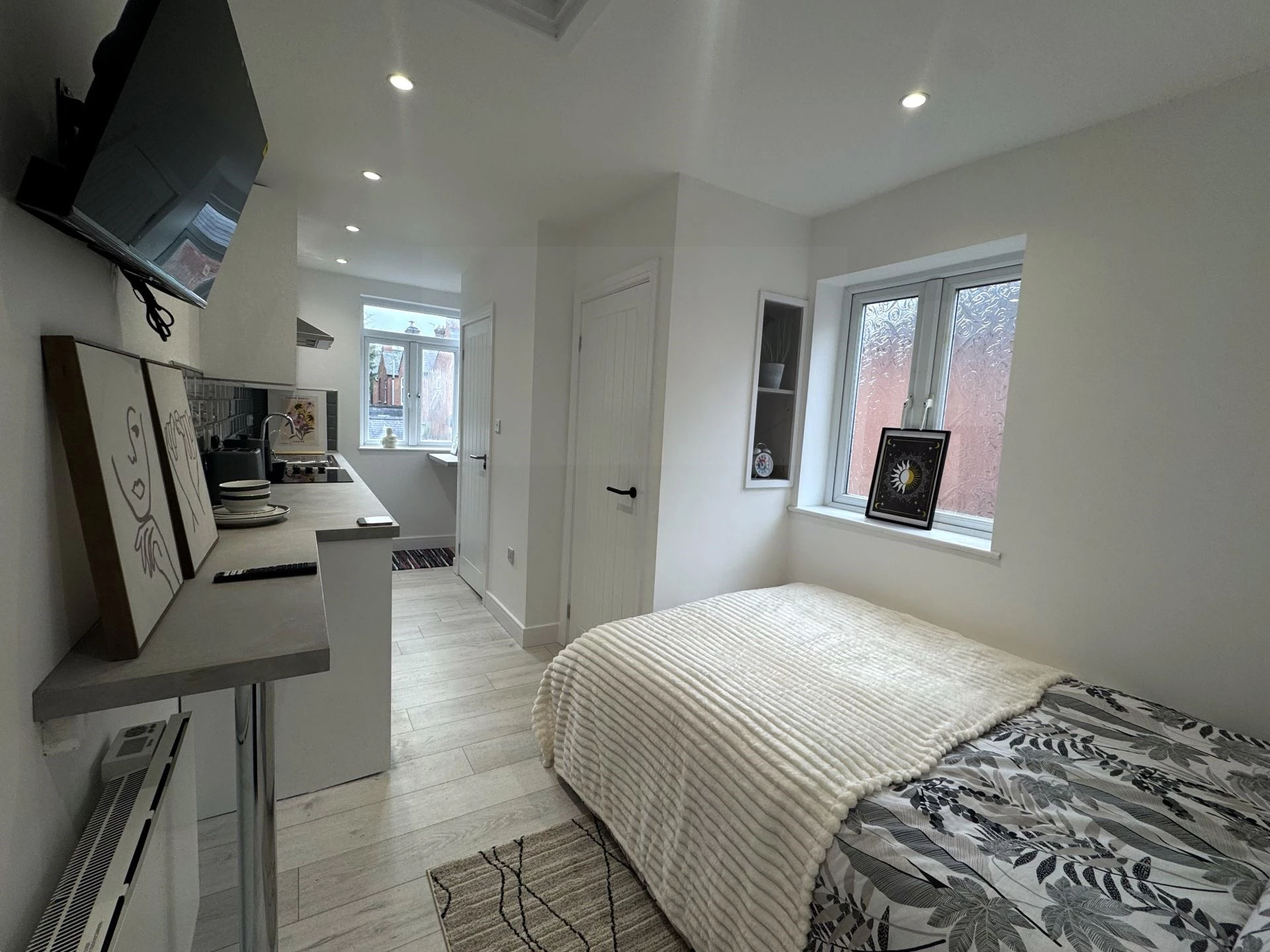 Property photo: Knighton Fields Road East, Knighton Fields, Leicester, LE2