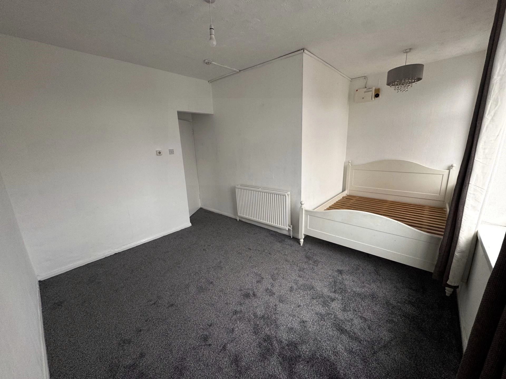 Knighton Fields Road East Clarendon Park Leicester LE2