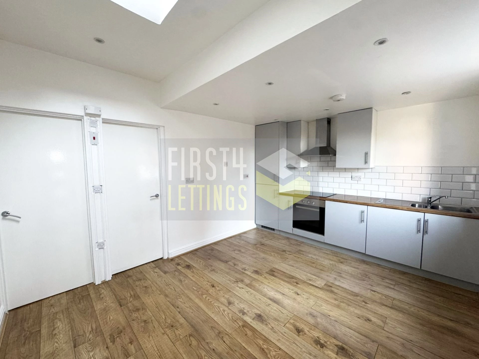 Property photo: Fleetwood Road, Clarendon Park, Leicester, LE2