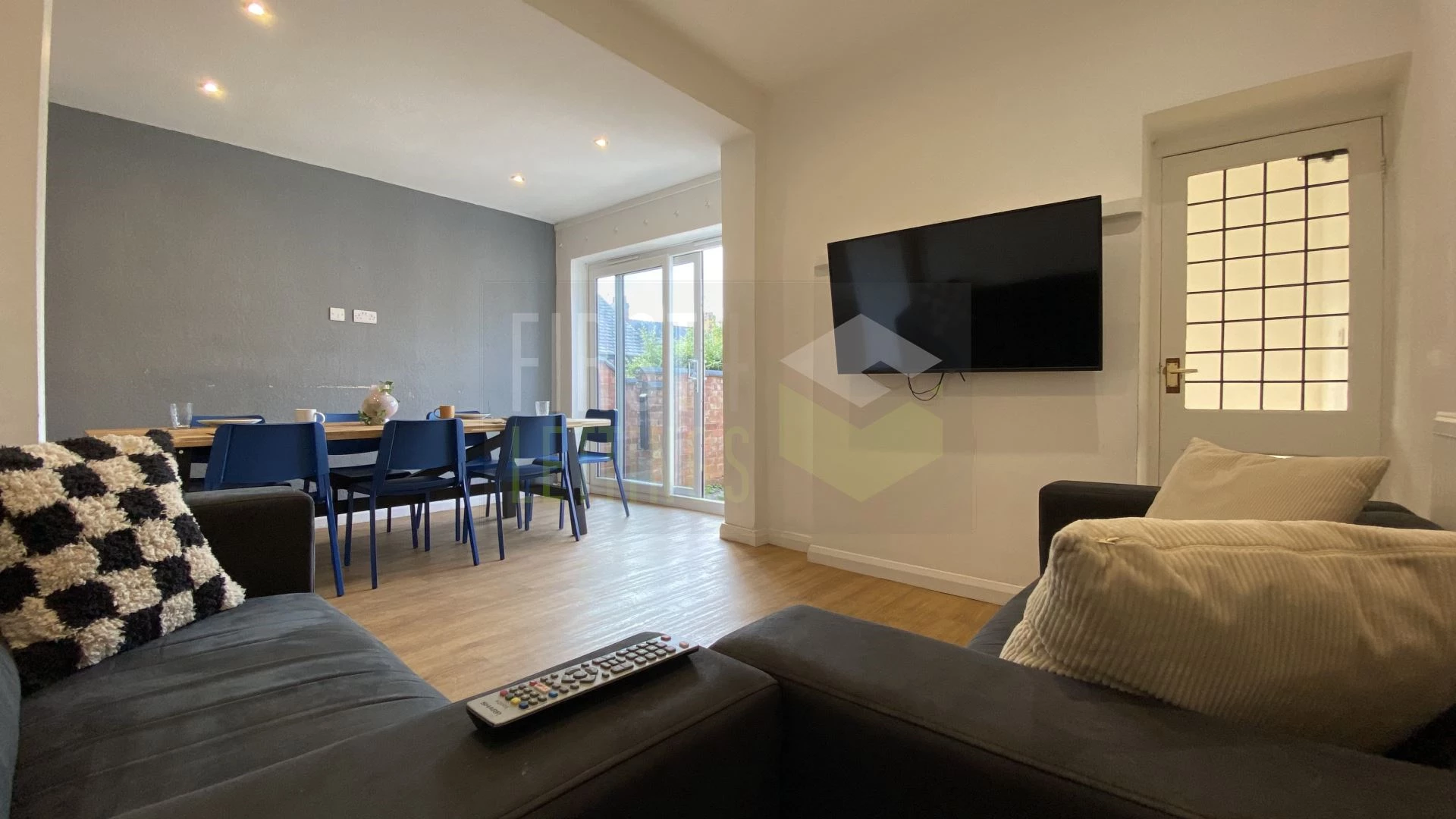 Property photo: Clarendon Park Road, Clarendon Park, Leicester, LE2