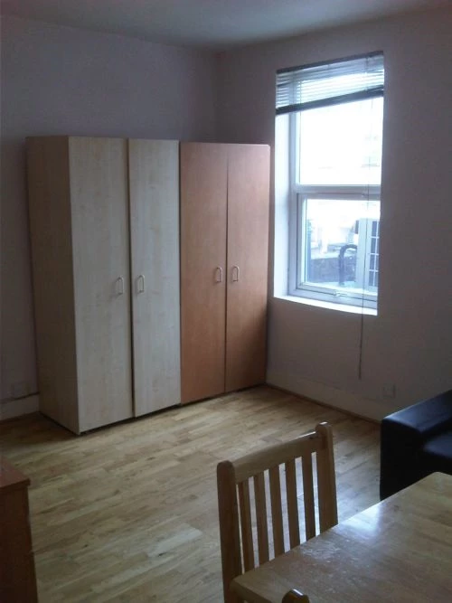 Photo 4