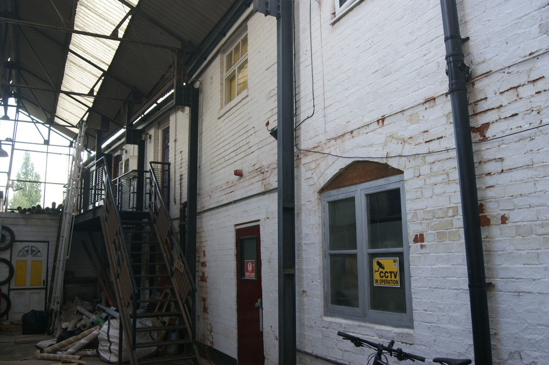 Photo 4