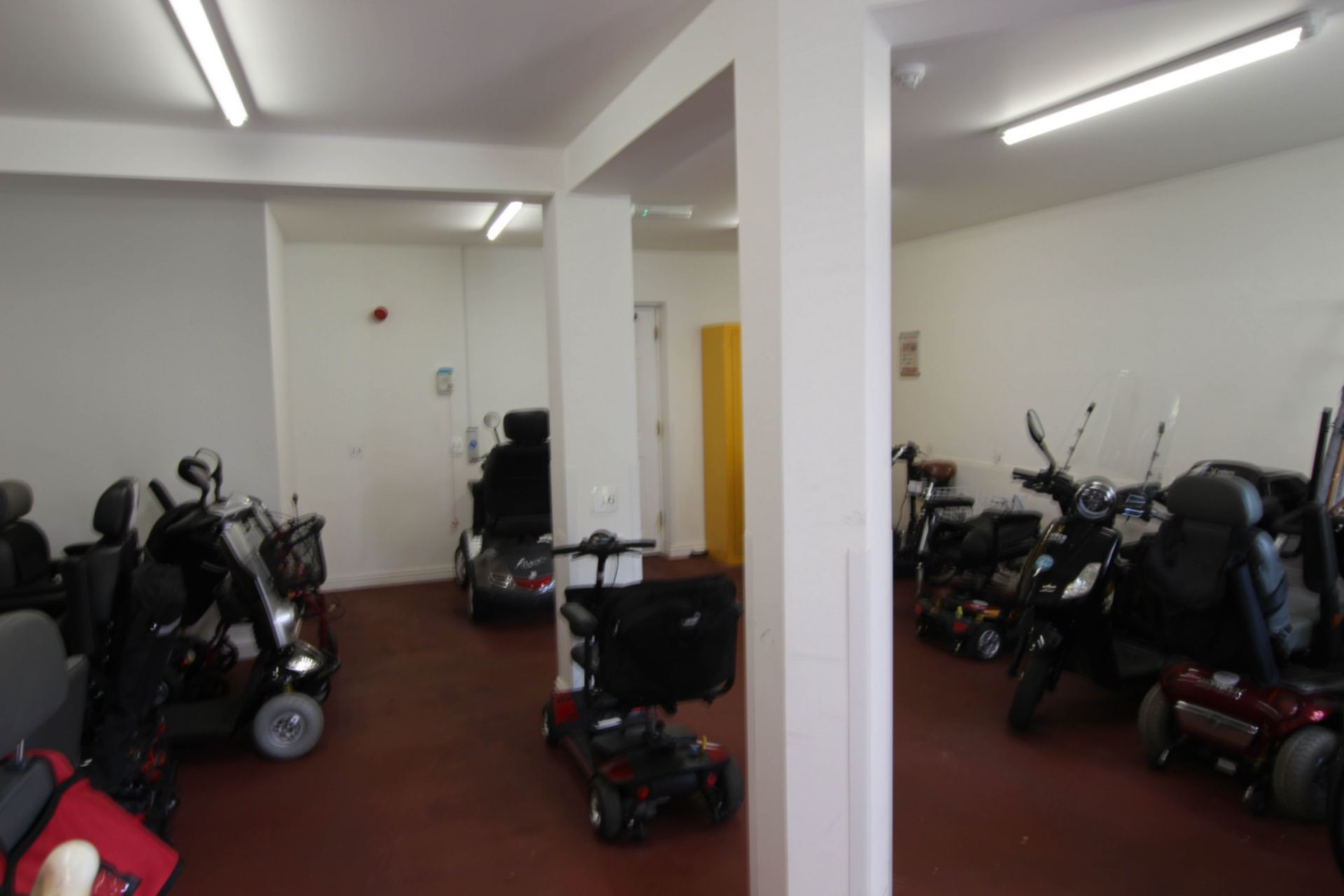Photo 18