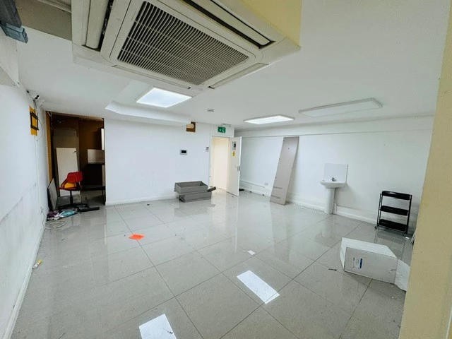 Photo 9