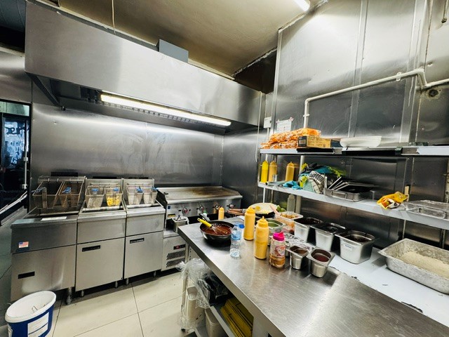 Photo 6
