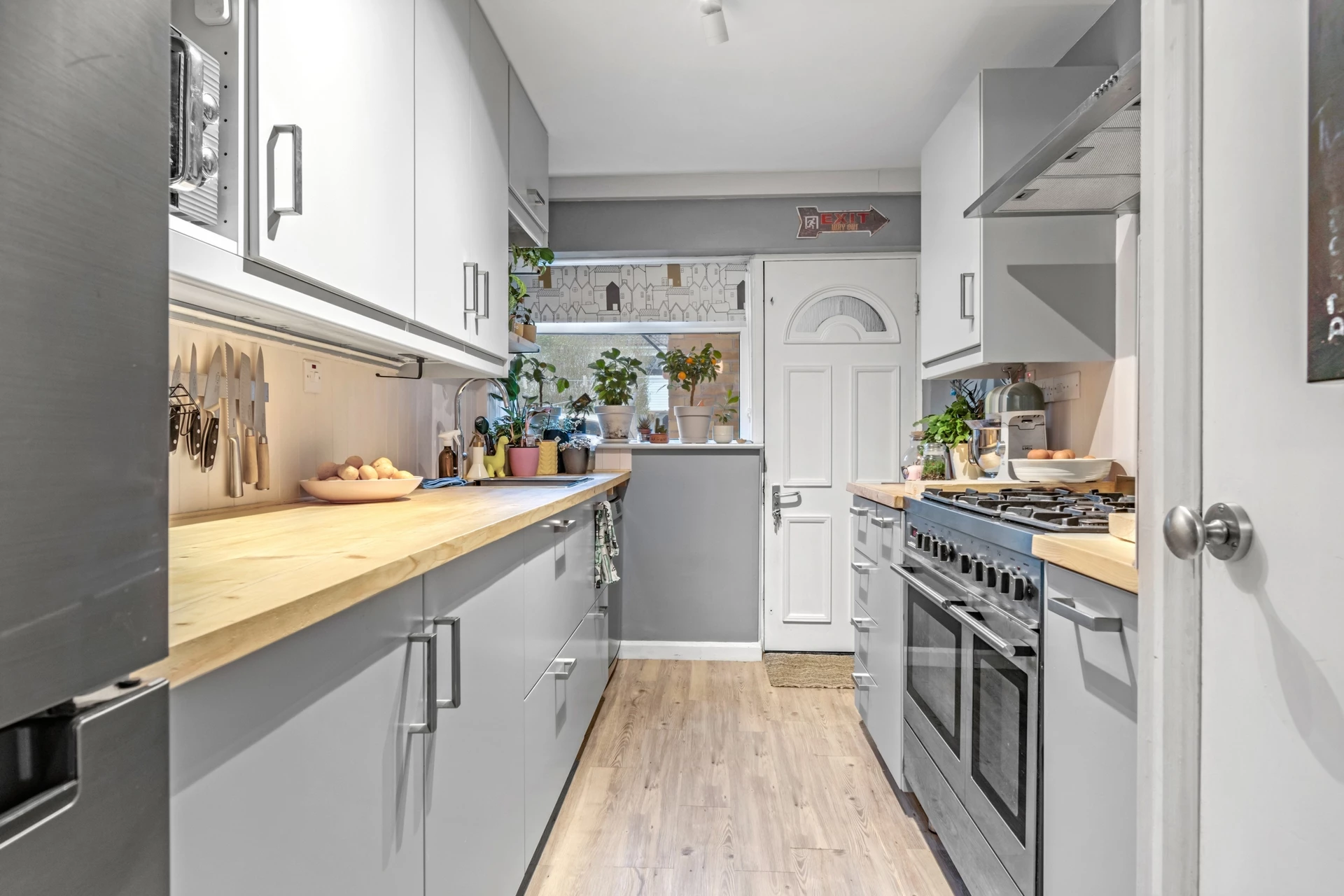 Kitchen (2)