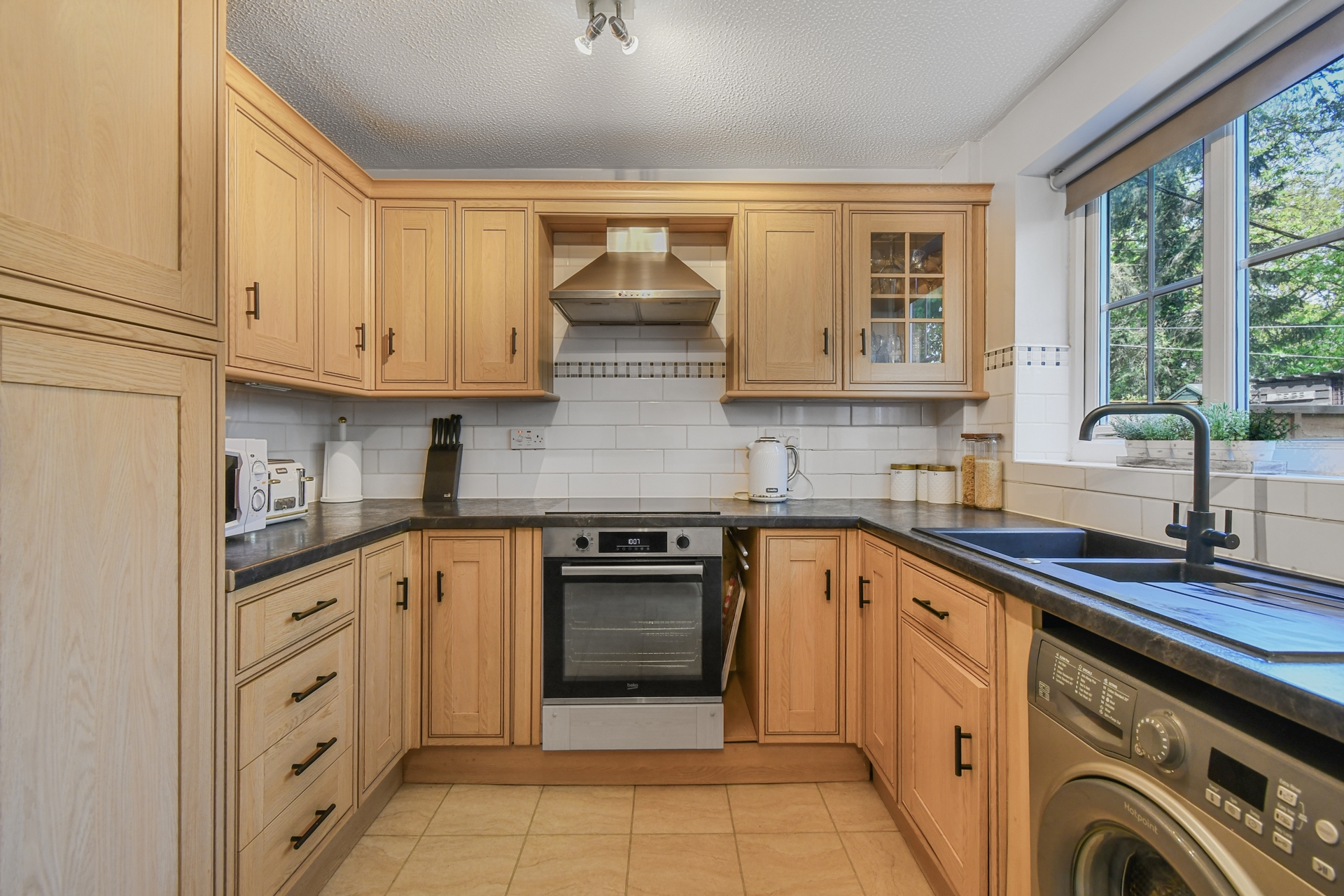 Kitchen (1)