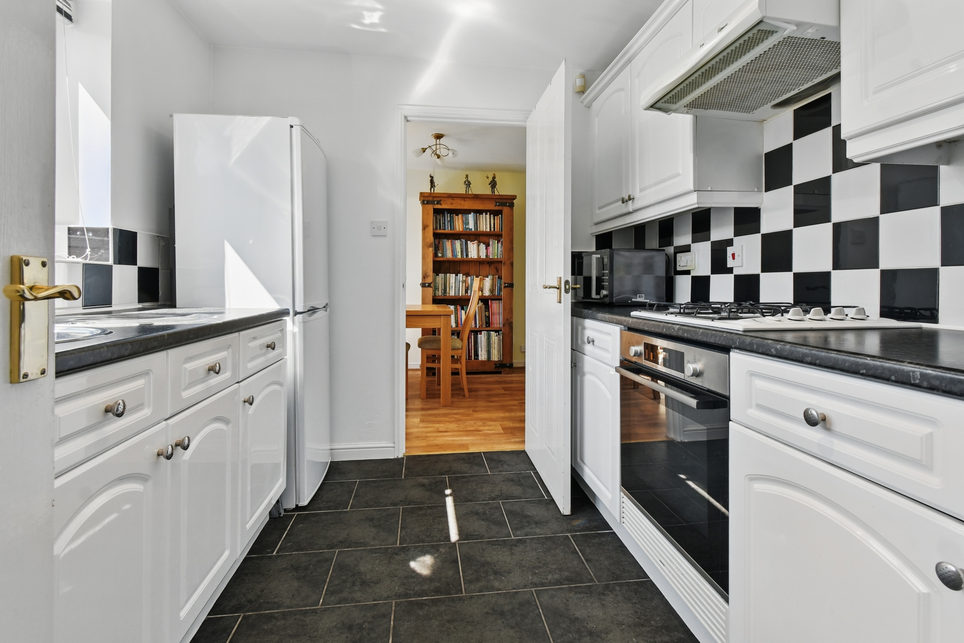 Kitchen (1)