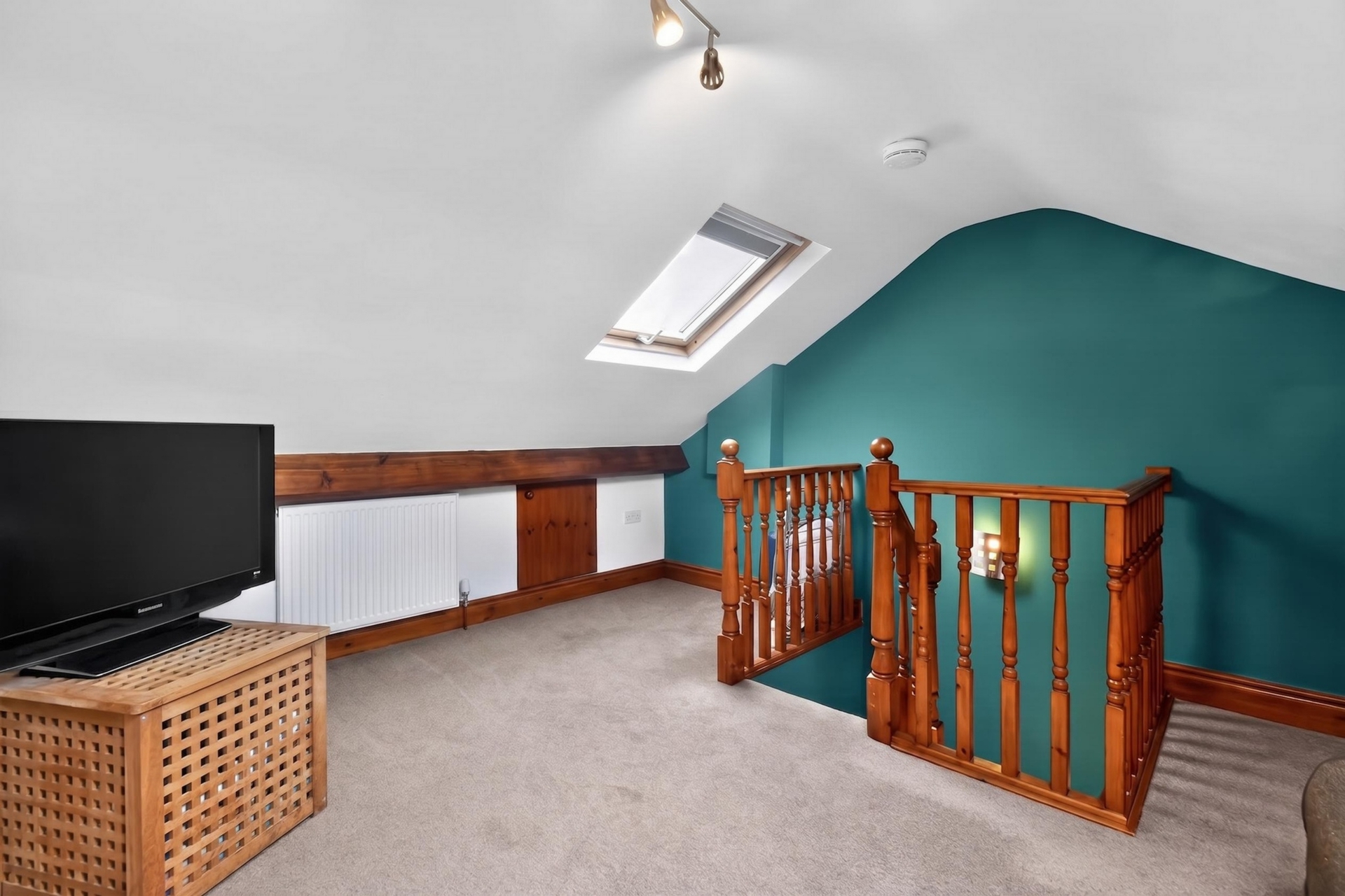Bedroom 1 (2)