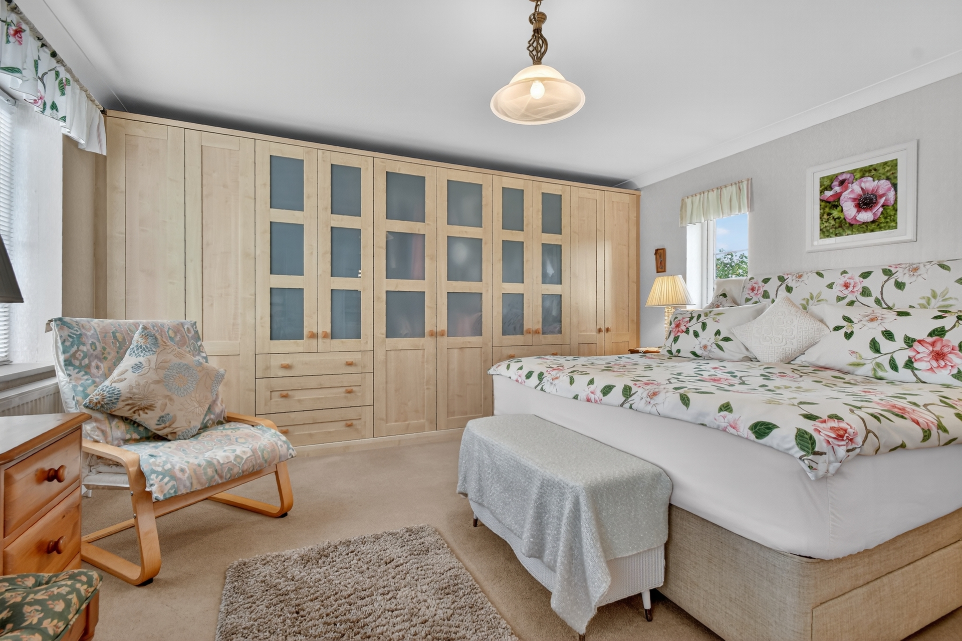Bedroom 1 (2)
