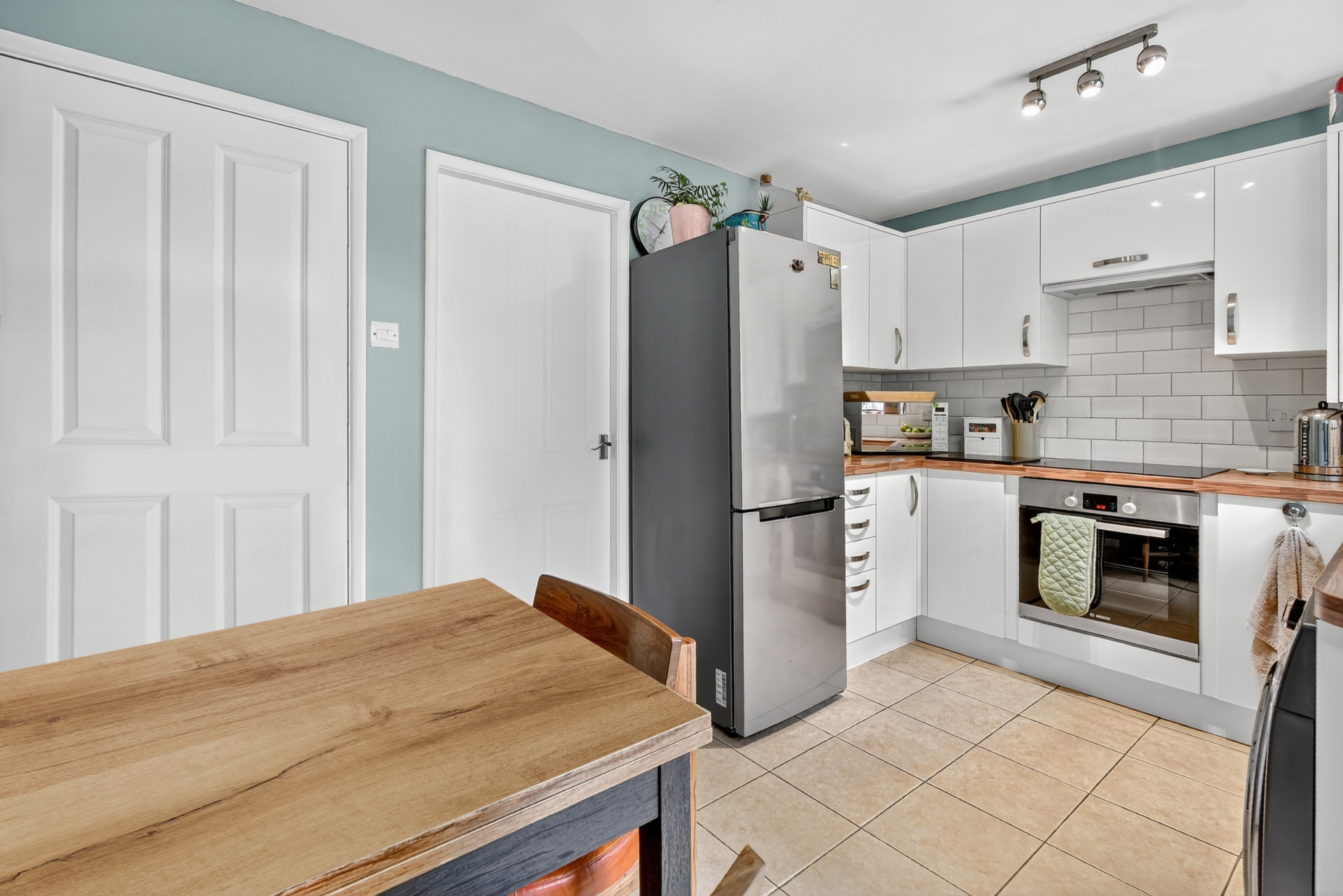 Kitchen (2)