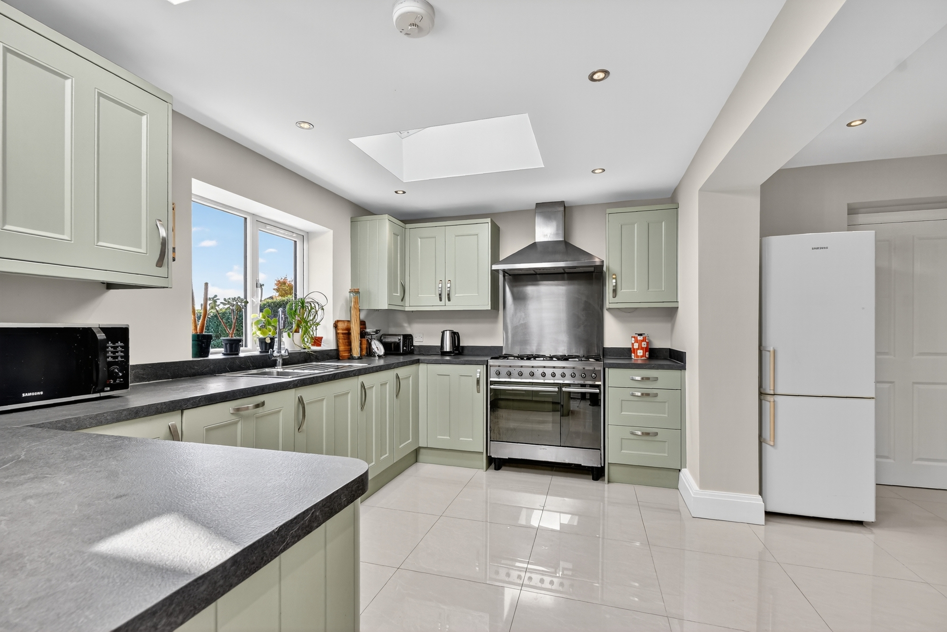 Kitchen (1)