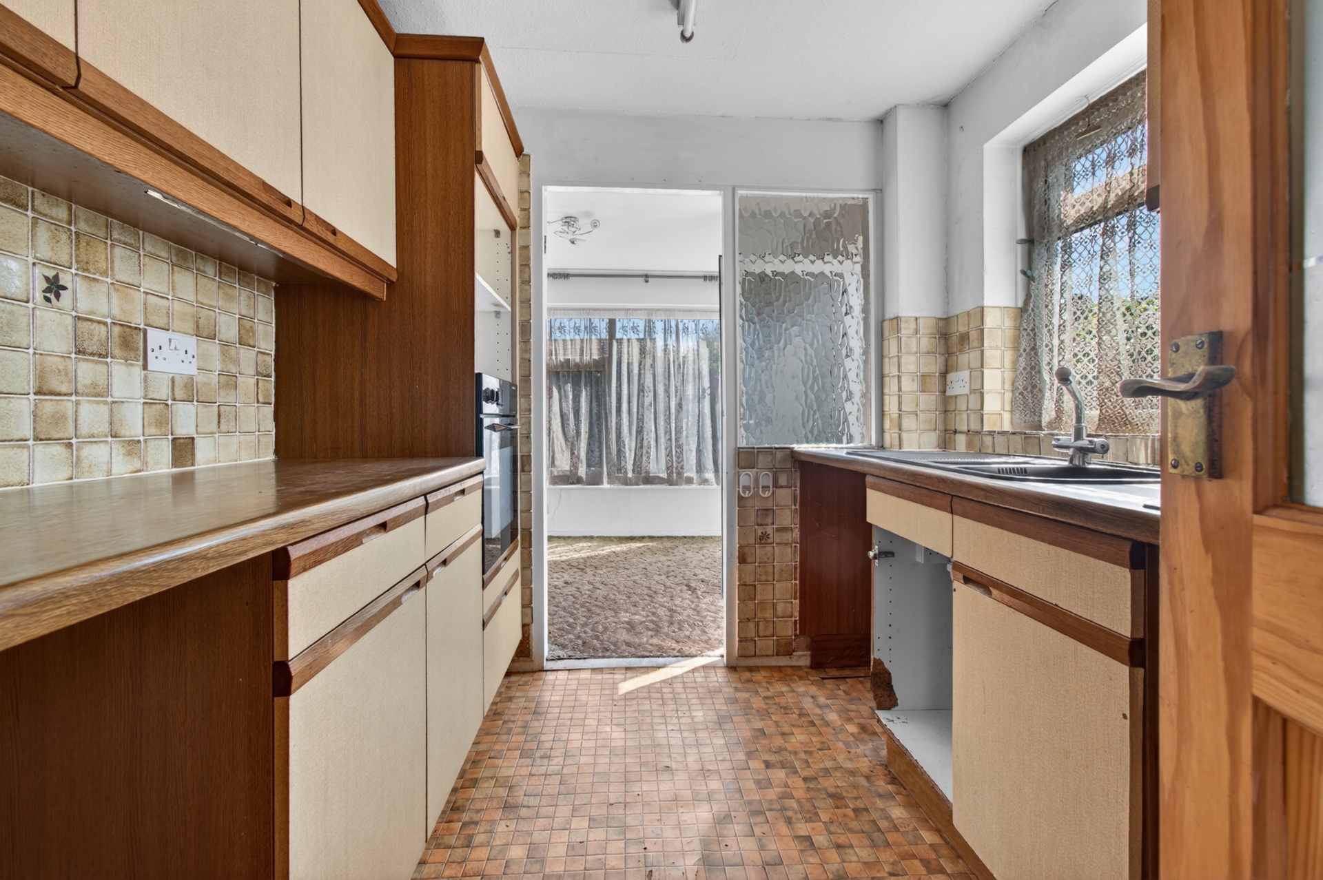 Kitchen (2)