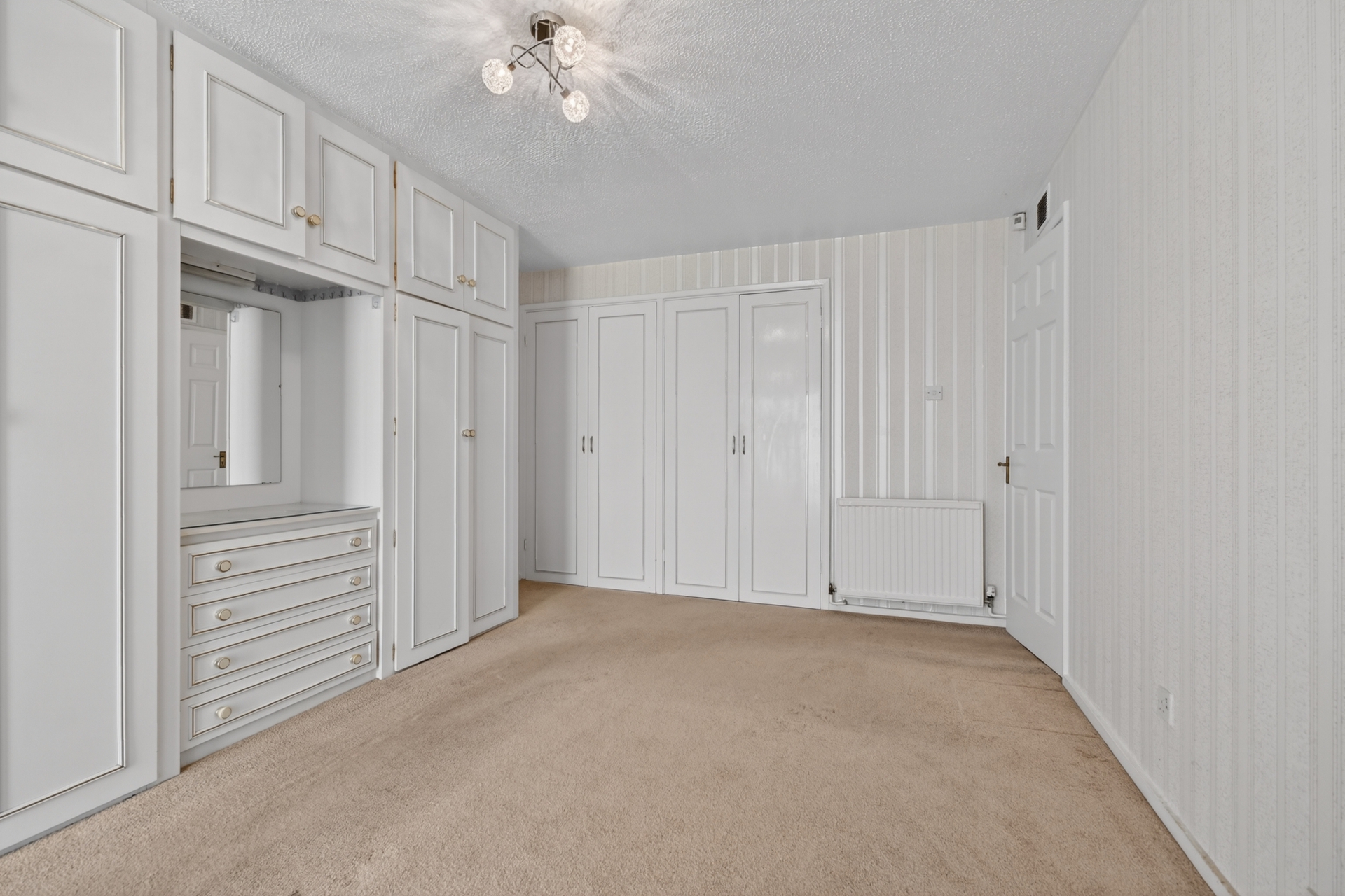 Bedroom 1 (2)