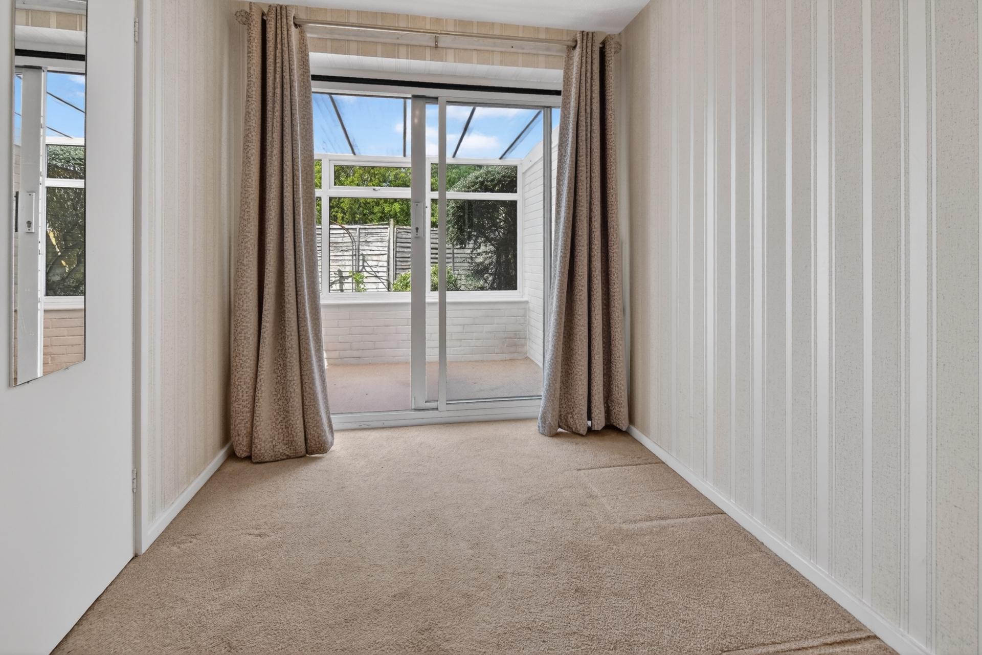 Bedroom 1 (3)