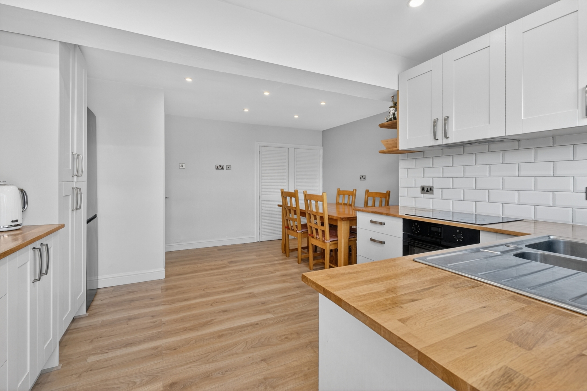 Kitchen (2)