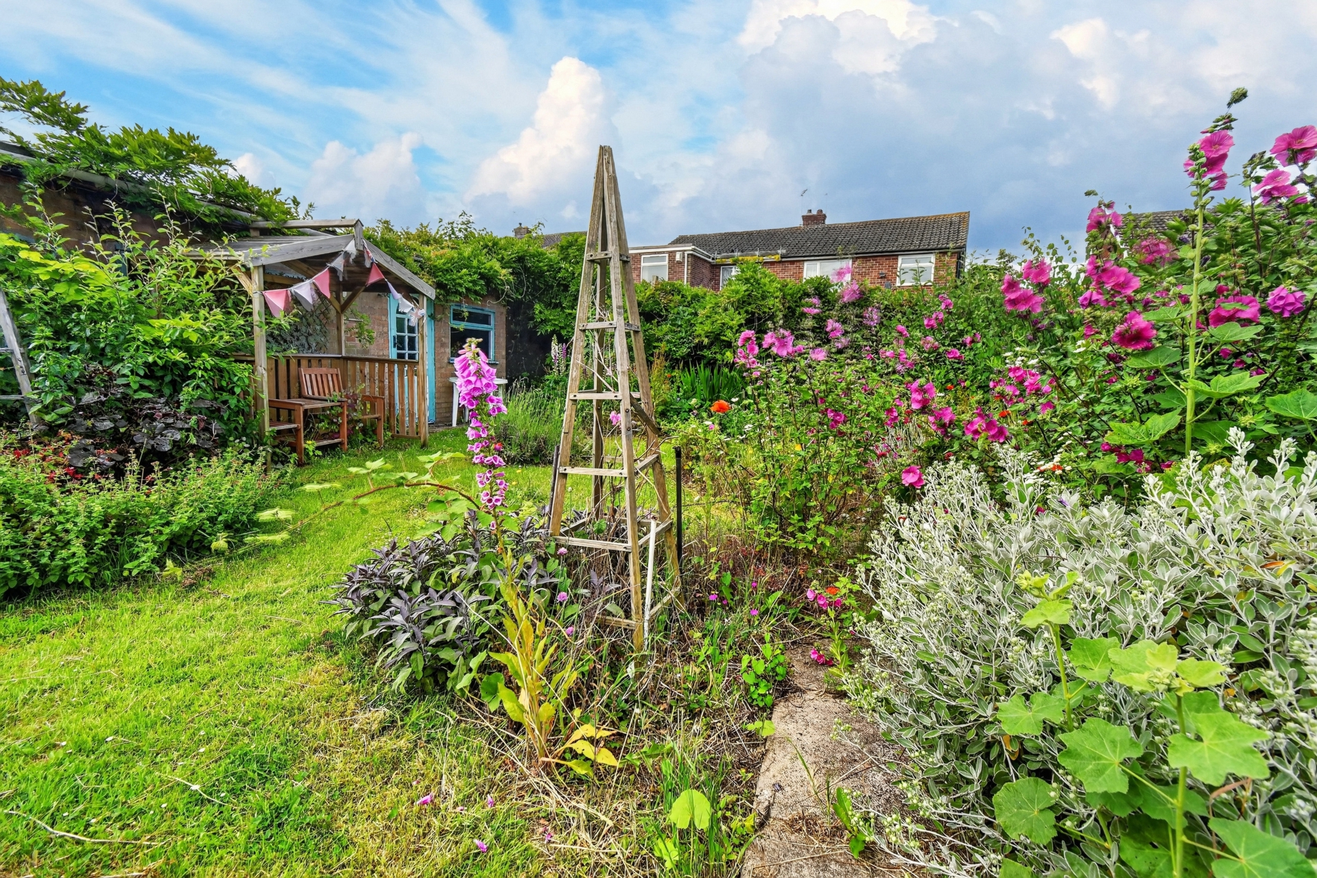 Rear Garden (1)