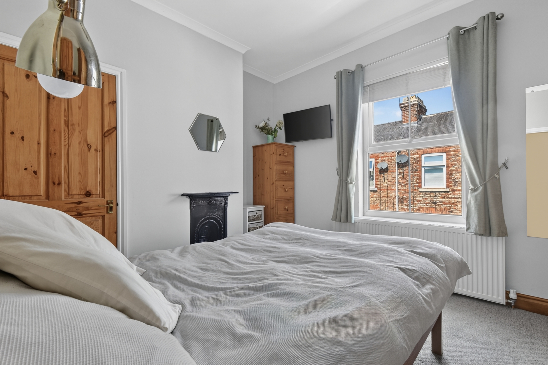 Bedroom 1 (1)