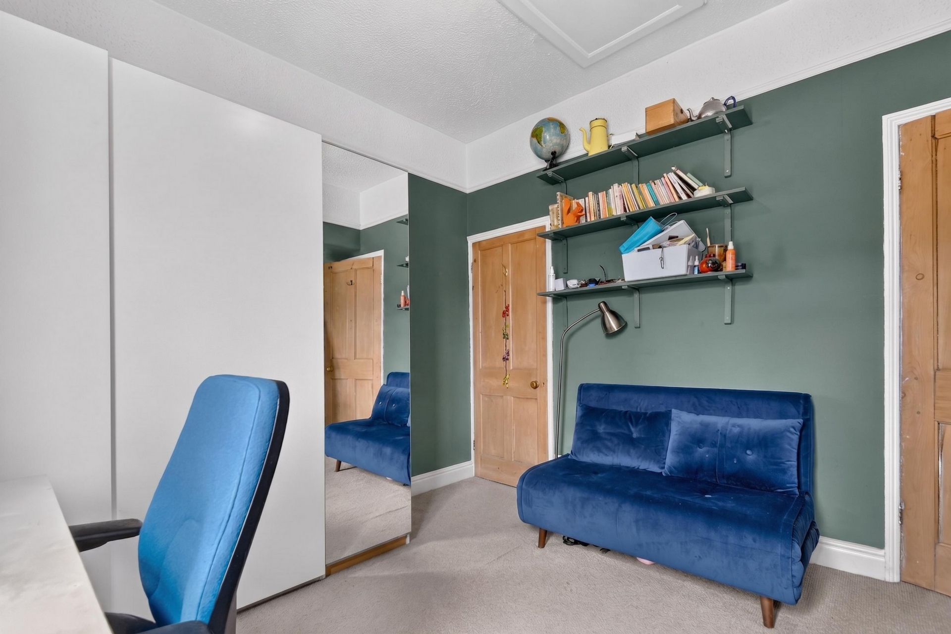 Bedroom 2 (2)