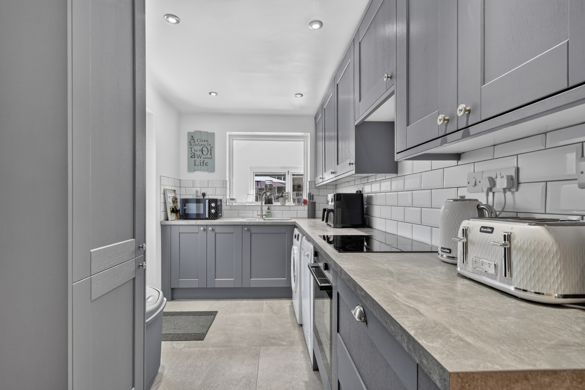 Kitchen (1)