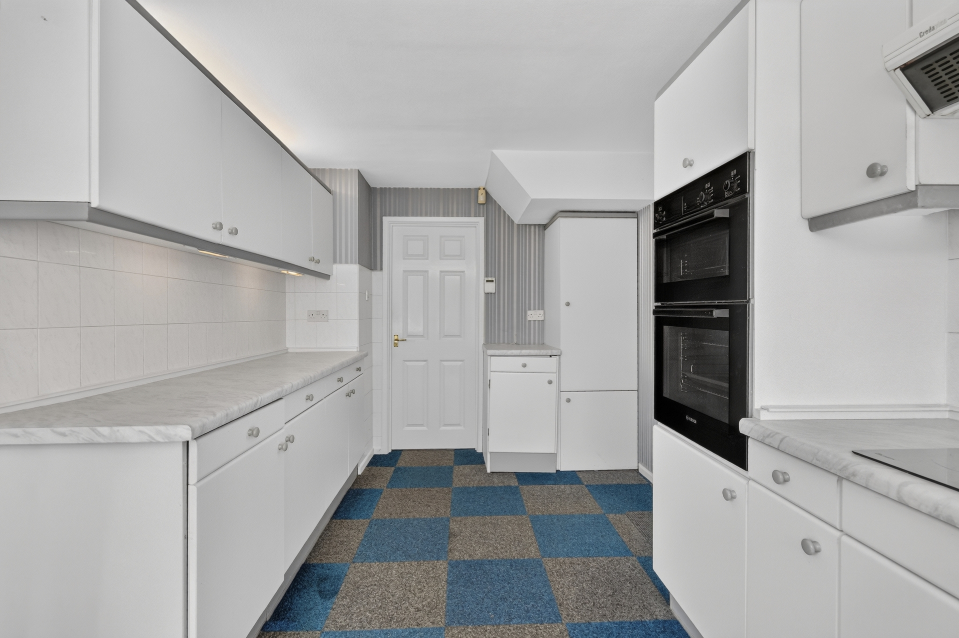 Kitchen (2)