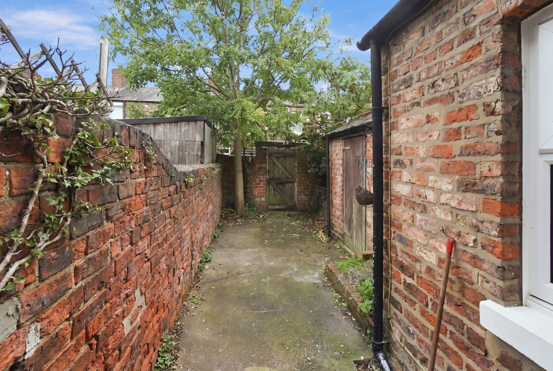 Courtyard (1)