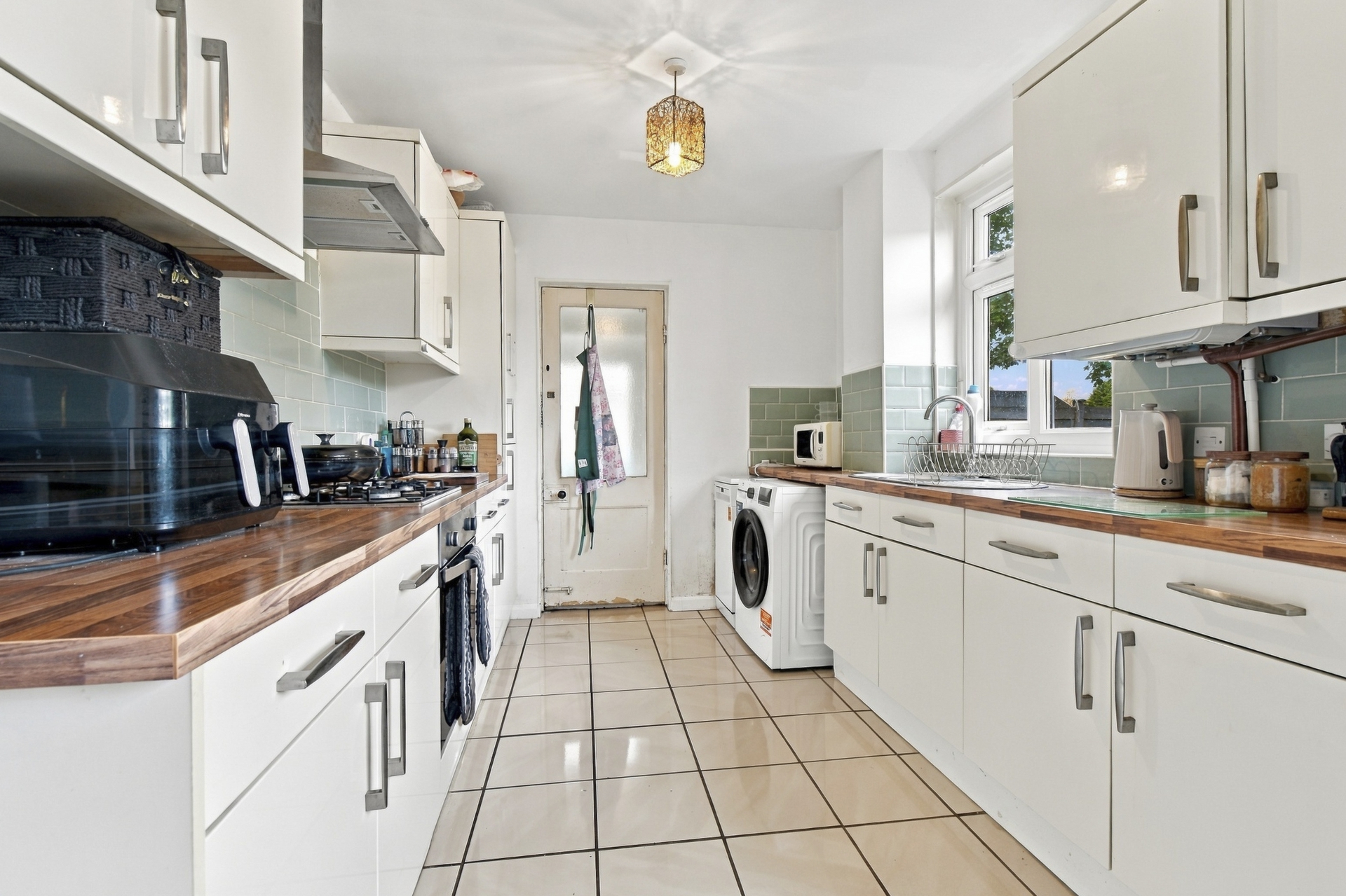Kitchen (2)