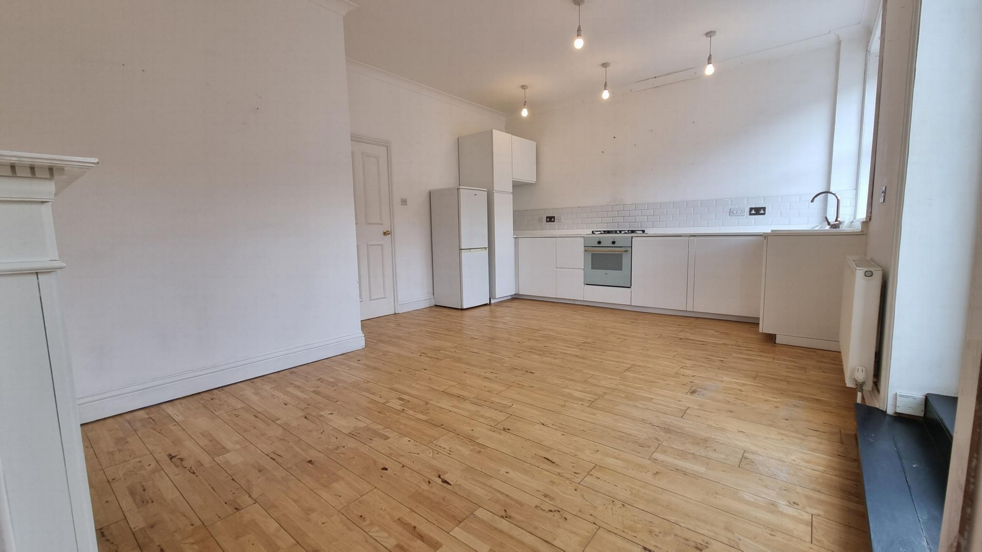 Lounge/Kitchen