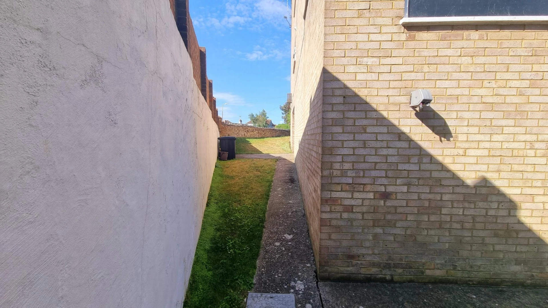 Communal Side Garden