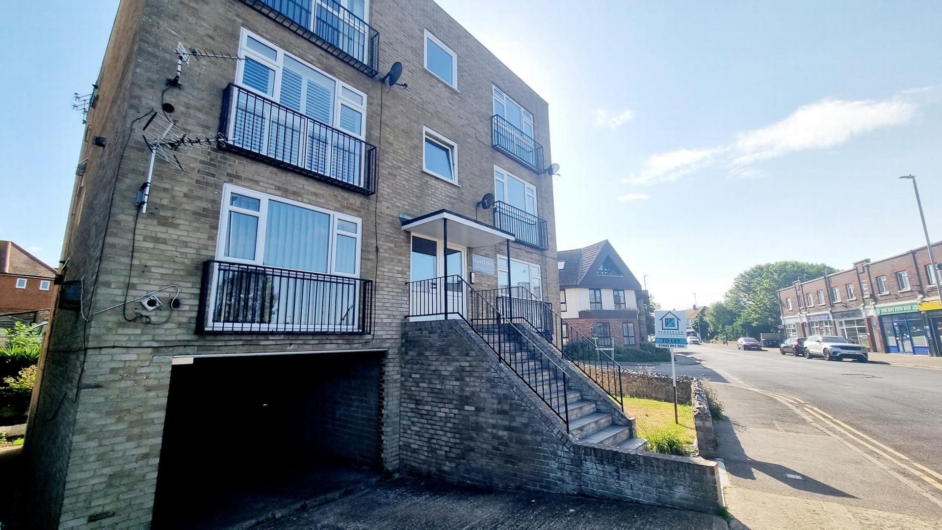 4 Hazel Court