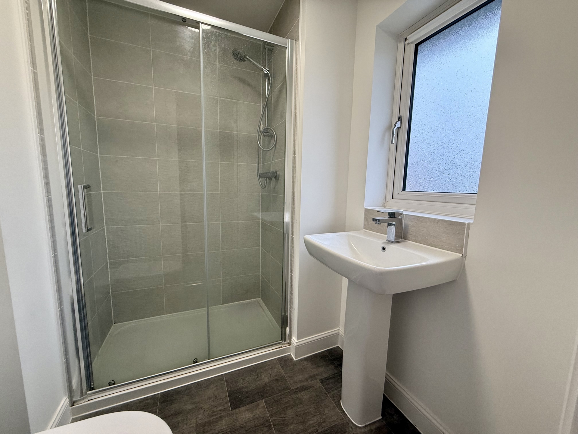 Bed 1 En-suite