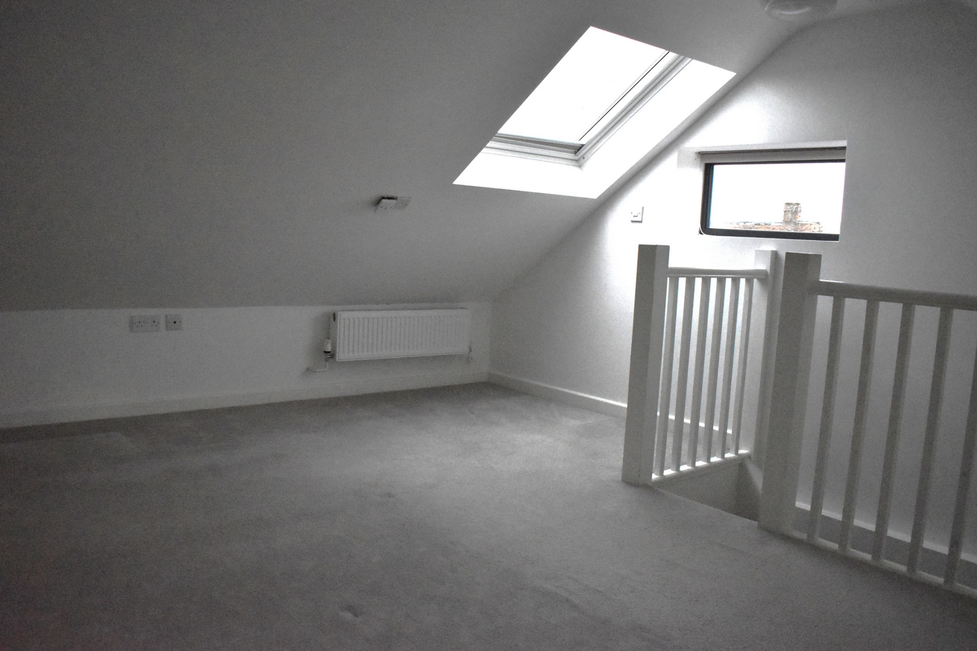 BEDROOM 1/MEZZANINE