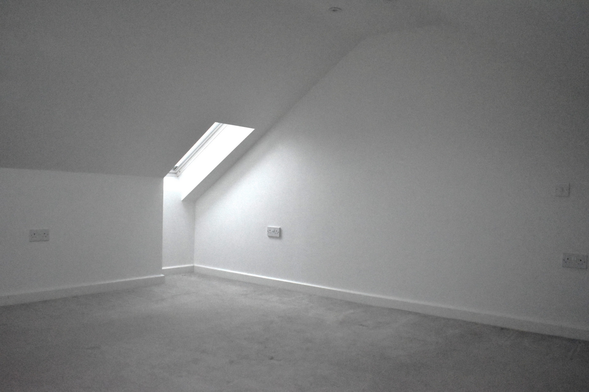 BEDROOM 1/MEZZANINE