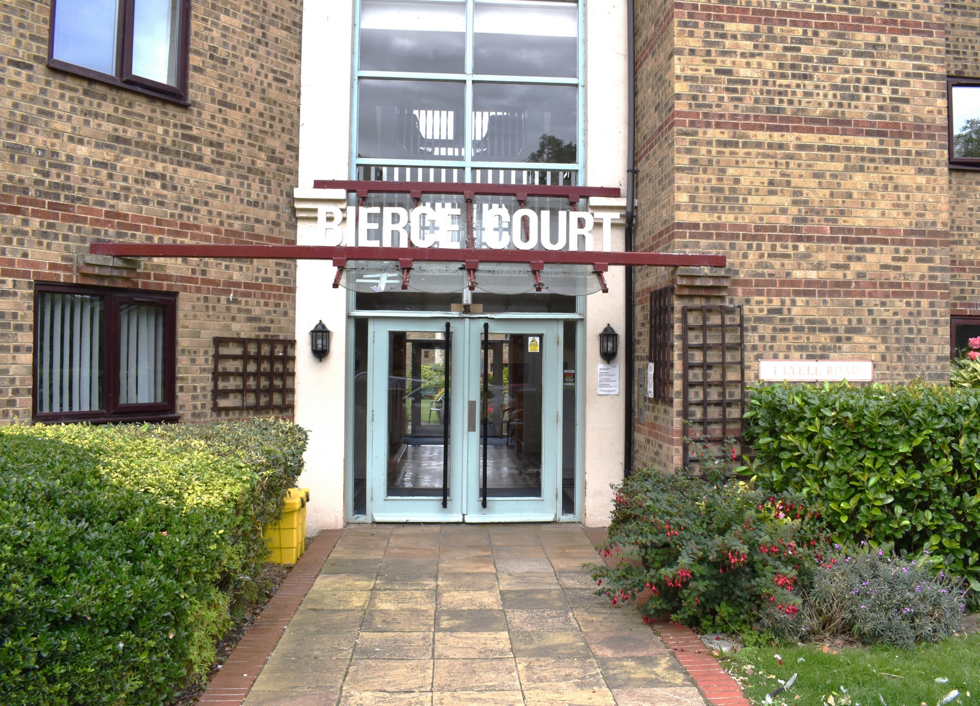 ENTRANCE