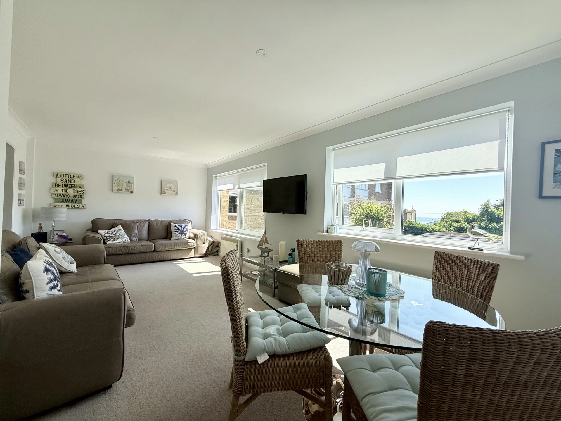 South Facing Open Plan Living