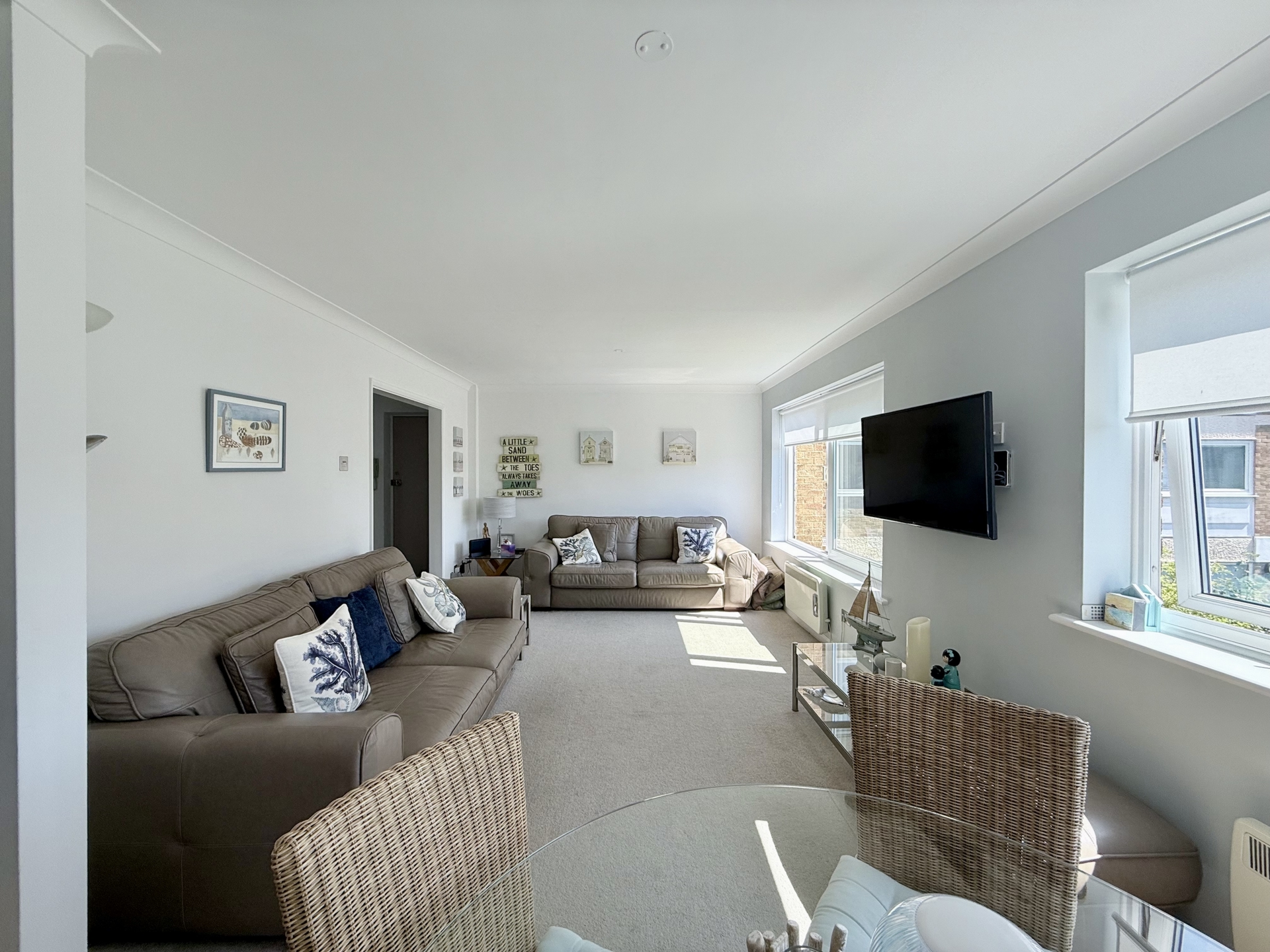 South Facing Open Plan Living