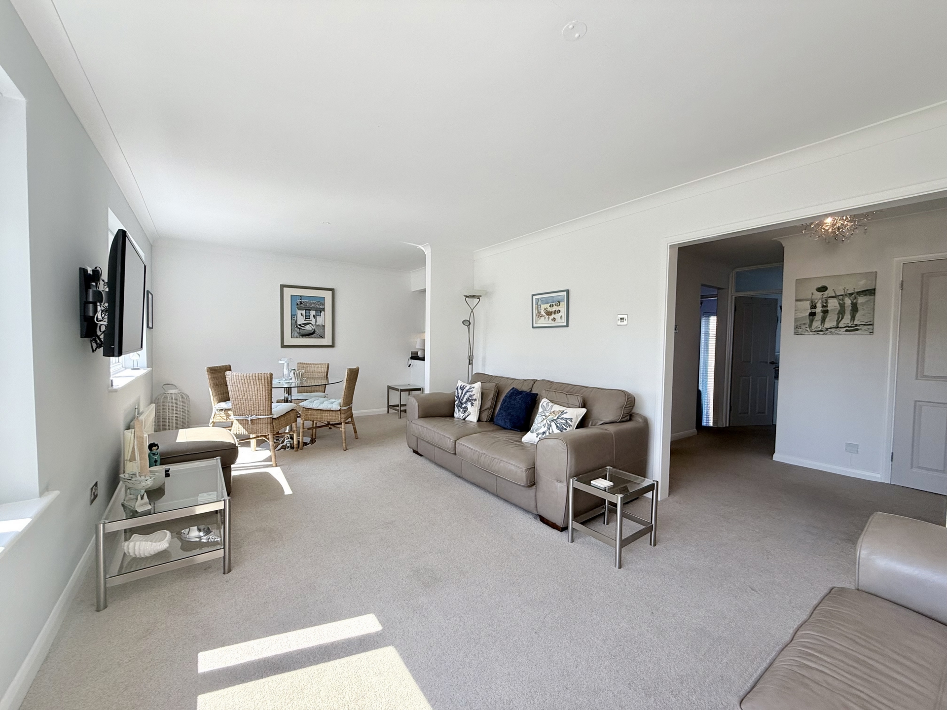 South Facing Open Plan Living