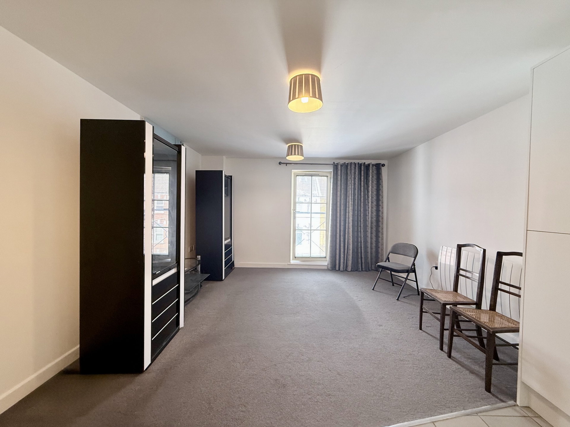 Lounge/Kitchen