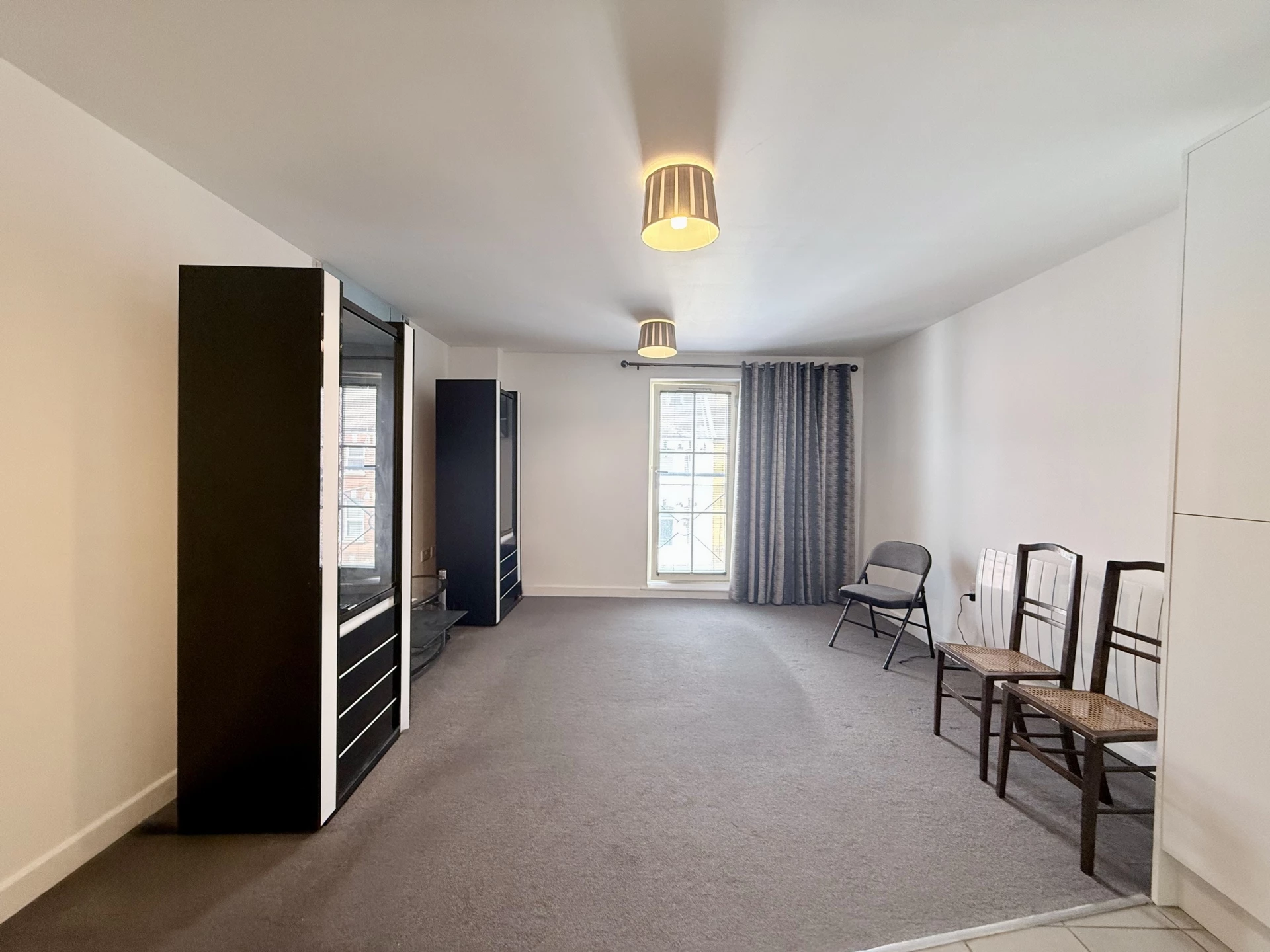 Lounge/Kitchen