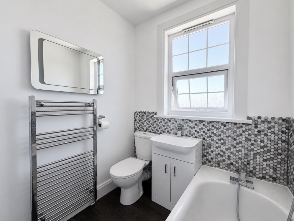 Upstairs Bathroom