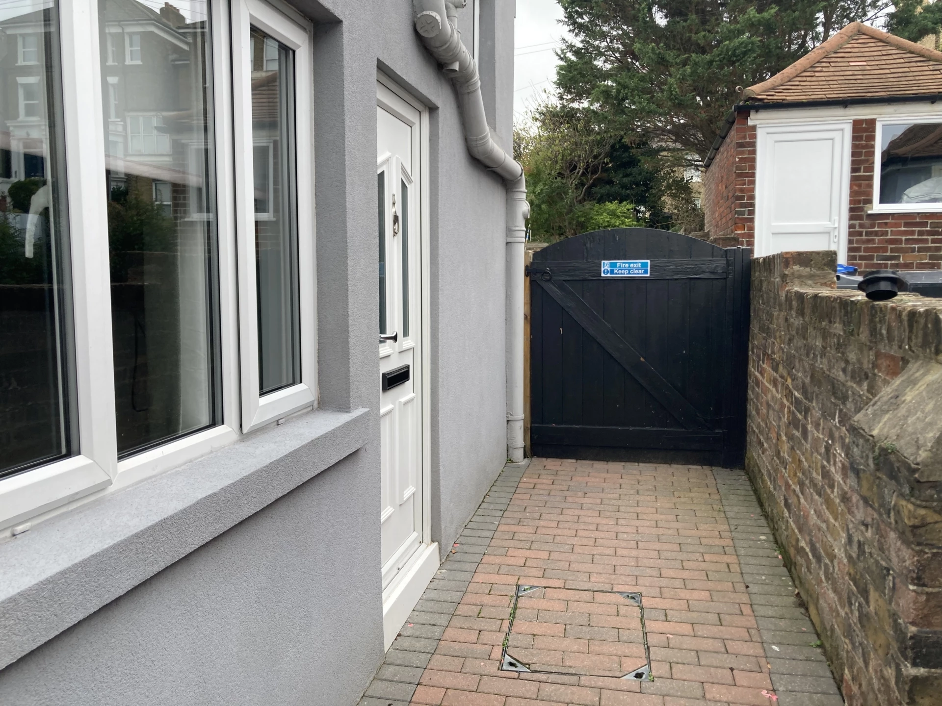 Private Entrance