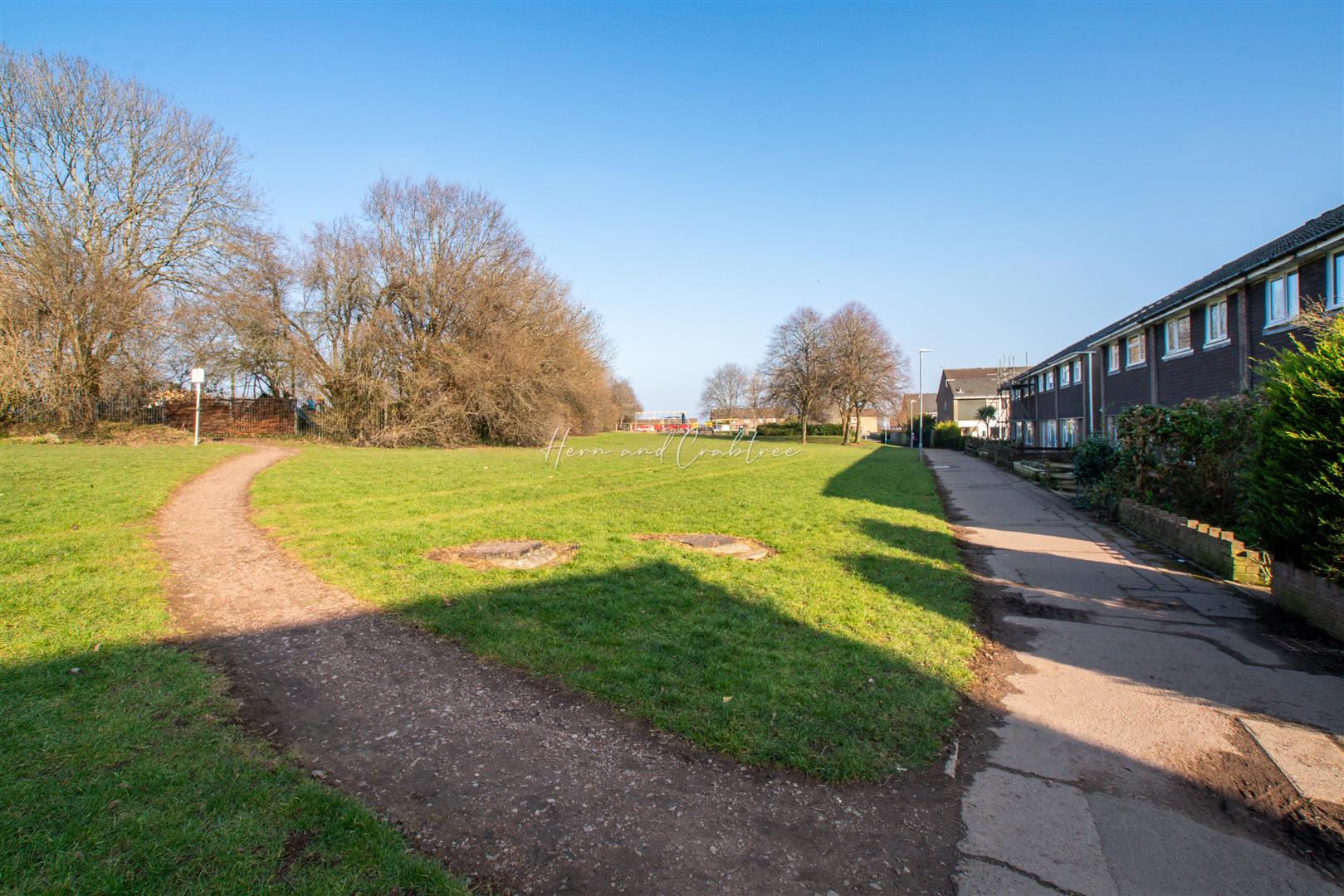 Mathew Walk, Danescourt, HernCrabtree (26).jpg